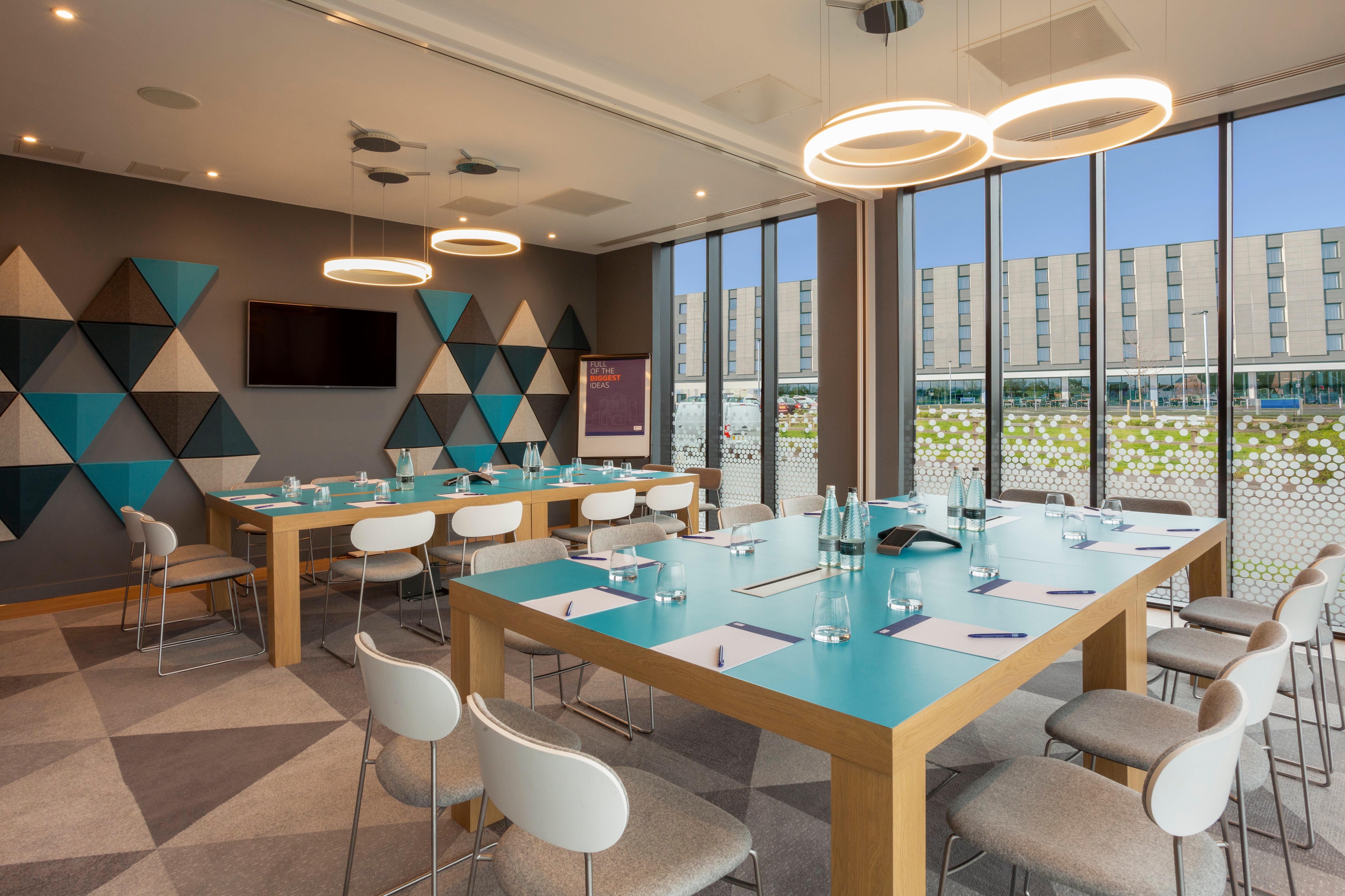 Holiday Inn Express Bridgwater M5, Jct24 By Ihg Екстер'єр фото