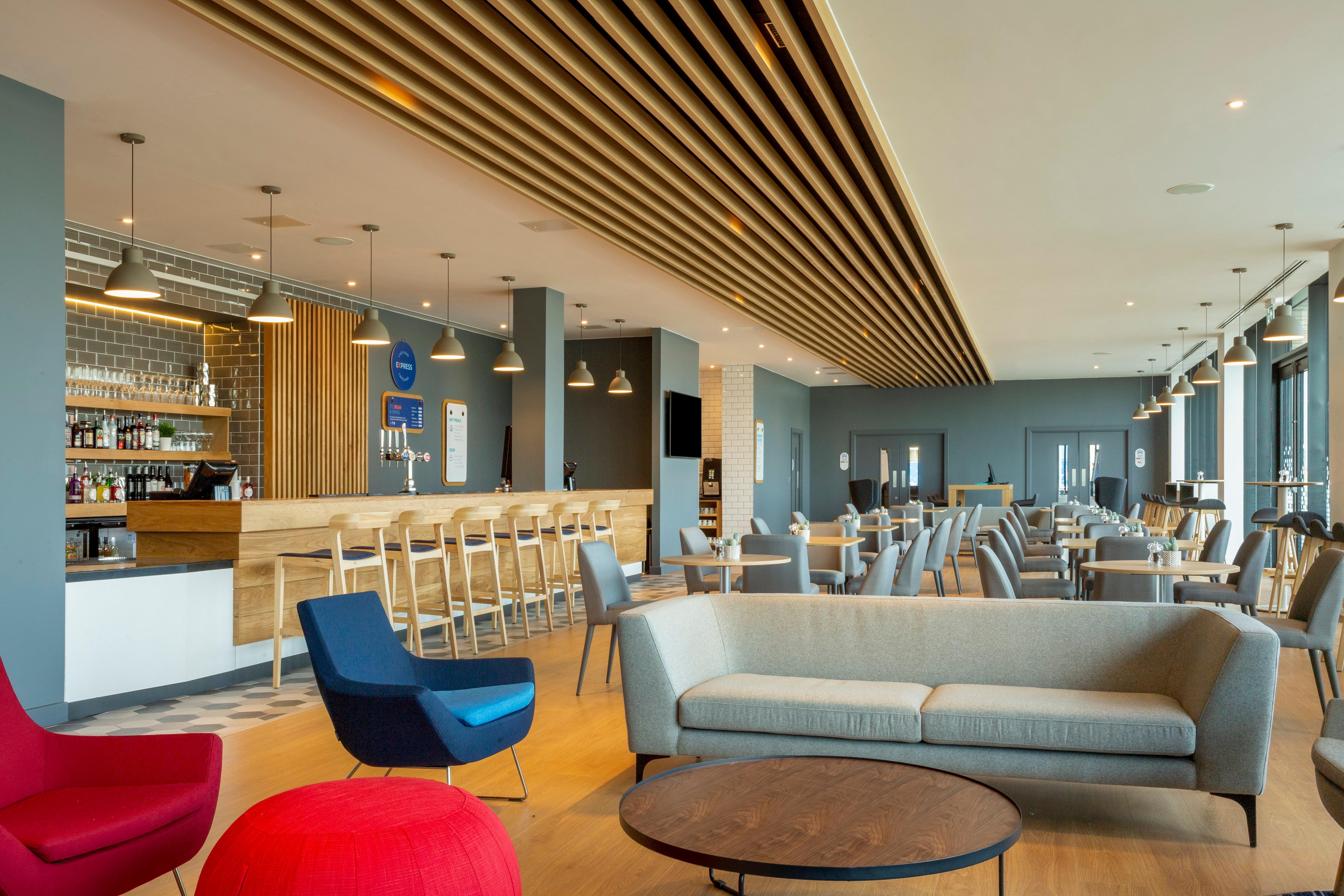 Holiday Inn Express Bridgwater M5, Jct24 By Ihg Екстер'єр фото